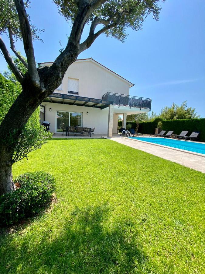 Villa Divina With Private Heated Pool بولا المظهر الخارجي الصورة