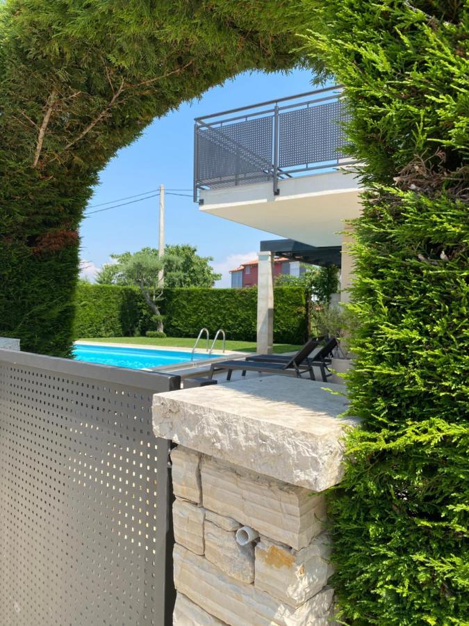 Villa Divina With Private Heated Pool بولا المظهر الخارجي الصورة