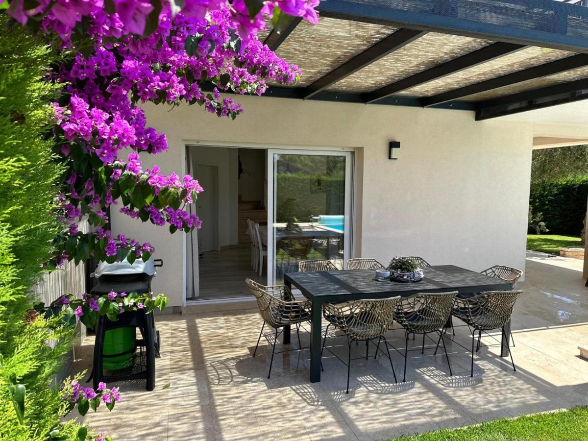 Villa Divina With Private Heated Pool بولا المظهر الخارجي الصورة