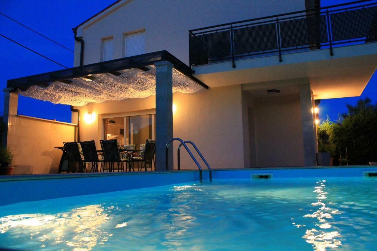 Villa Divina With Private Heated Pool بولا المظهر الخارجي الصورة